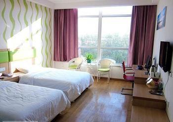Shuangdie Business Hotel Liêu Thành Ngoại thất bức ảnh